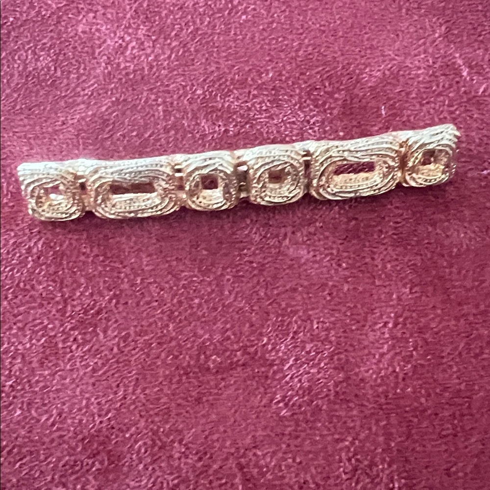 Elegant hair pin